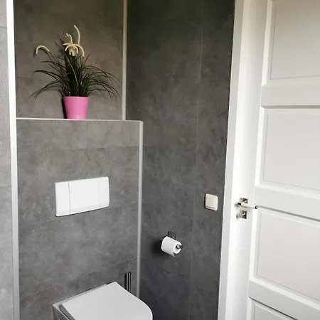 Aan De Kust בית נופש