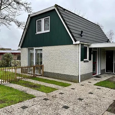 Aan De Kust Holiday home